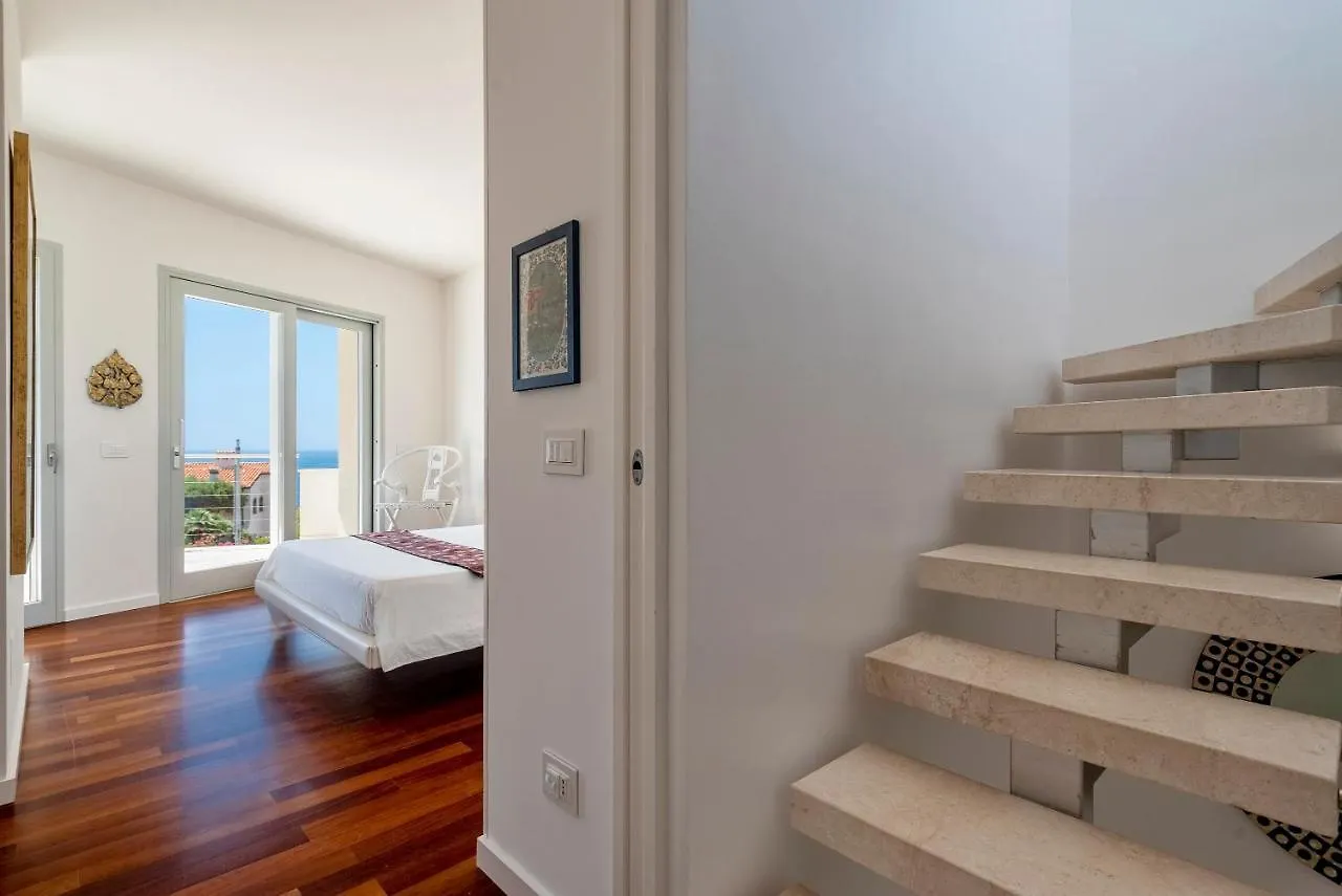 Luxury Seafront Villa With Rooftop Pool & Stunning Sea Views Fertilia