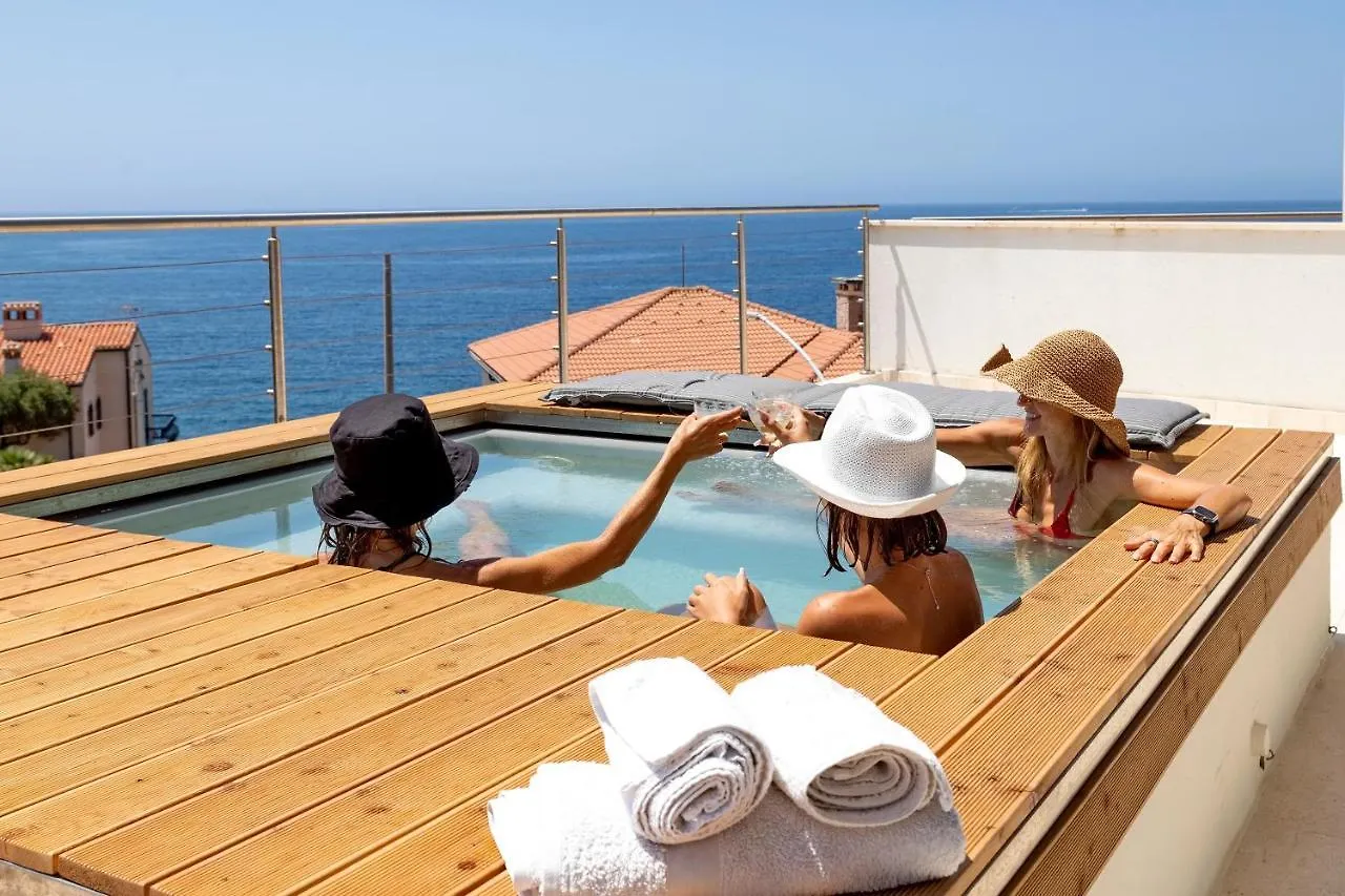 Luxury Seafront Villa With Rooftop Pool & Stunning Sea Views Fertilia