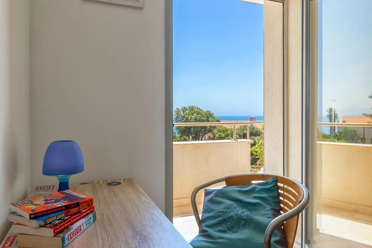 Luxury Seafront Villa With Rooftop Pool & Stunning Sea Views Fertilia Italy