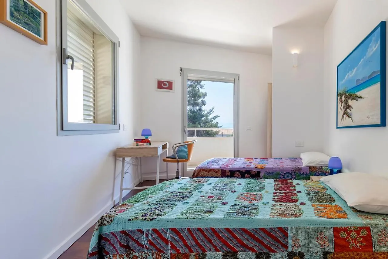 Luxury Seafront Villa With Rooftop Pool & Stunning Sea Views Fertilia 0*,  Italy