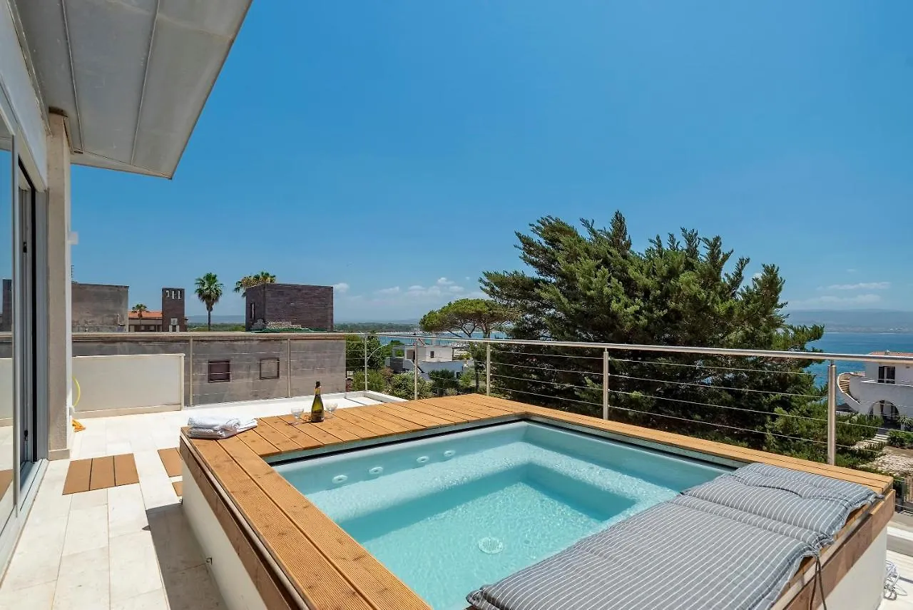 Luxury Seafront Villa With Rooftop Pool & Stunning Sea Views Fertilia