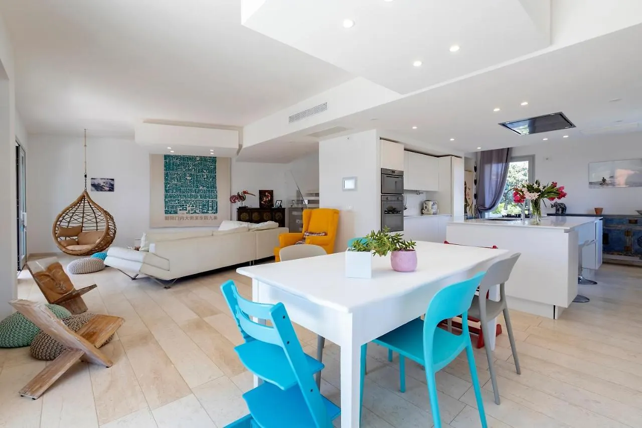 Luxury Seafront Villa With Rooftop Pool & Stunning Sea Views Fertilia Italy