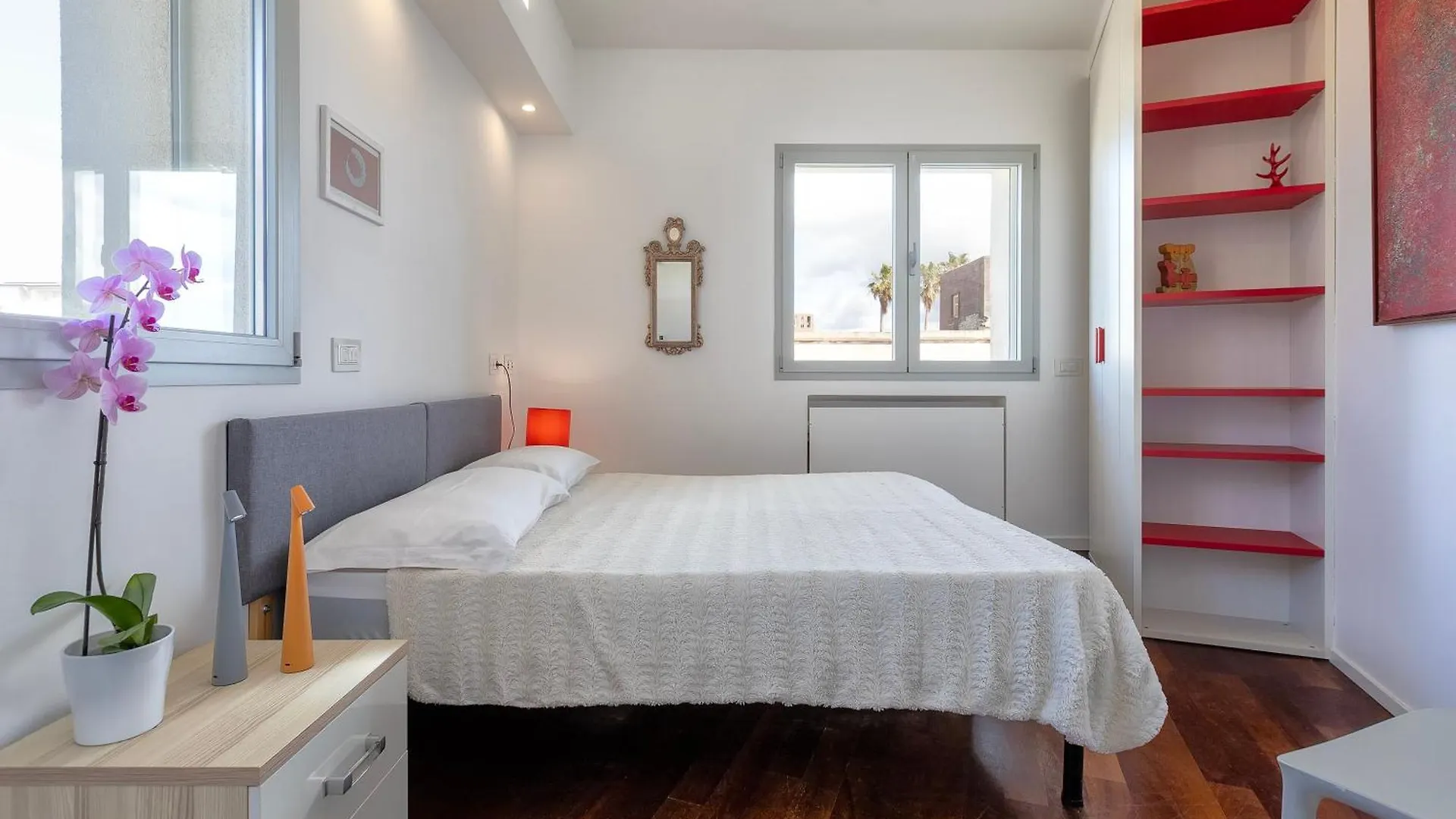 Luxury Seafront Villa With Rooftop Pool & Stunning Sea Views Fertilia