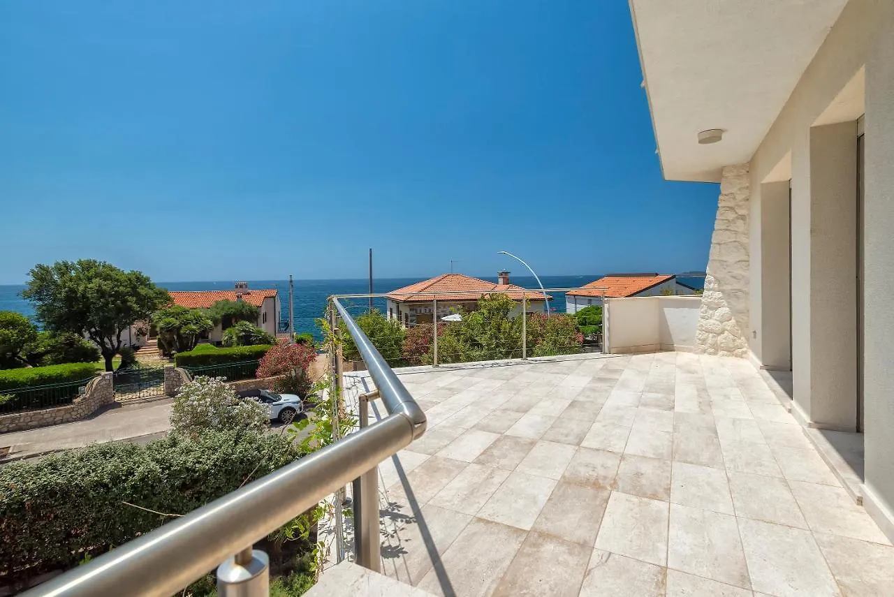 Luxury Seafront Villa With Rooftop Pool & Stunning Sea Views Fertilia Italy