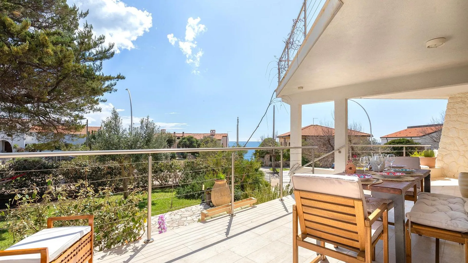 Luxury Seafront Villa With Rooftop Pool & Stunning Sea Views Fertilia
